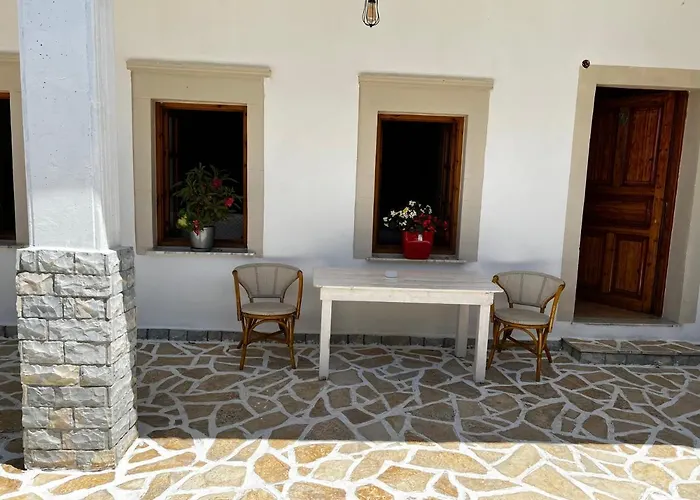 Emilios Traditional דירה